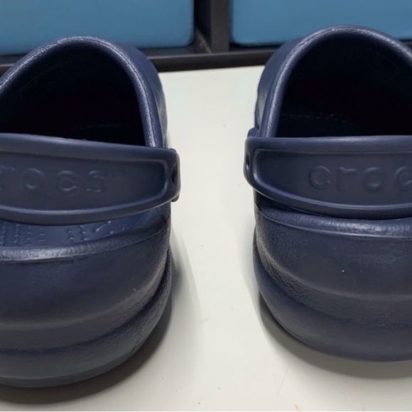 CROCS Bistro Navy Blue Slip Resistant Doctor Nurse Grip Waterproof Clogs-Mens 14 - Picture 3 of 4